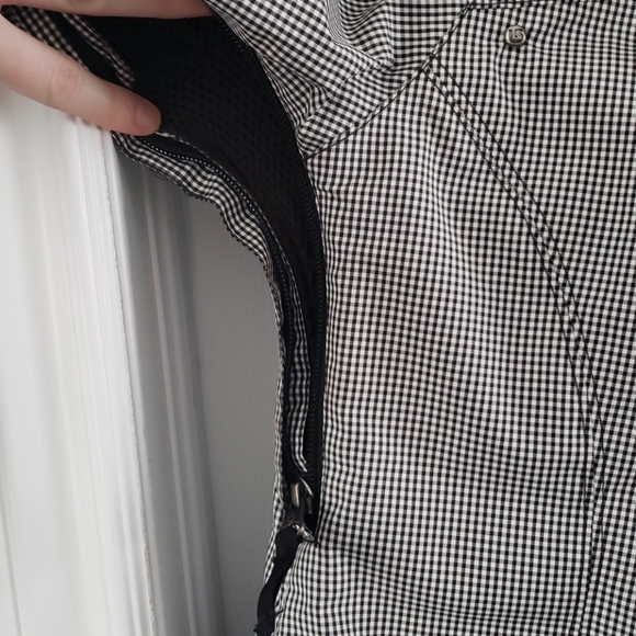 Burton ski jacket women's small- b&w checkered - Picture 9 of 9